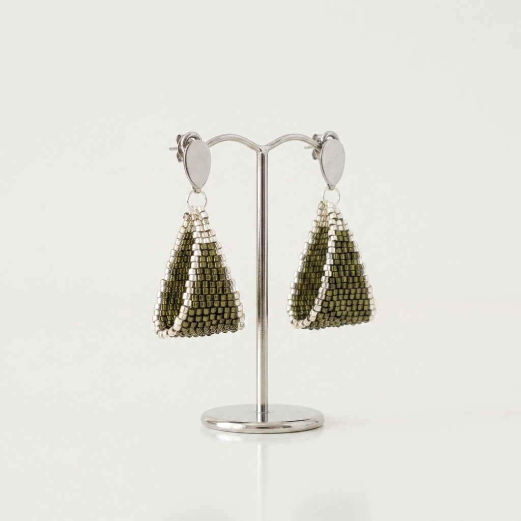 Aretes Corina